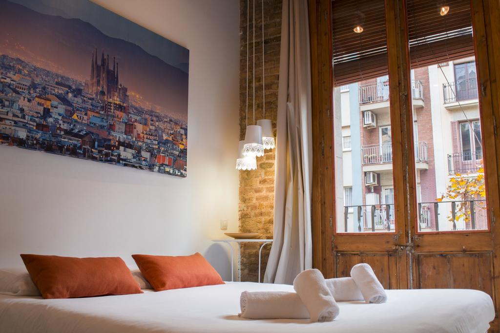 Happy People Sagrada Familia Apartments Barcelona Exterior foto