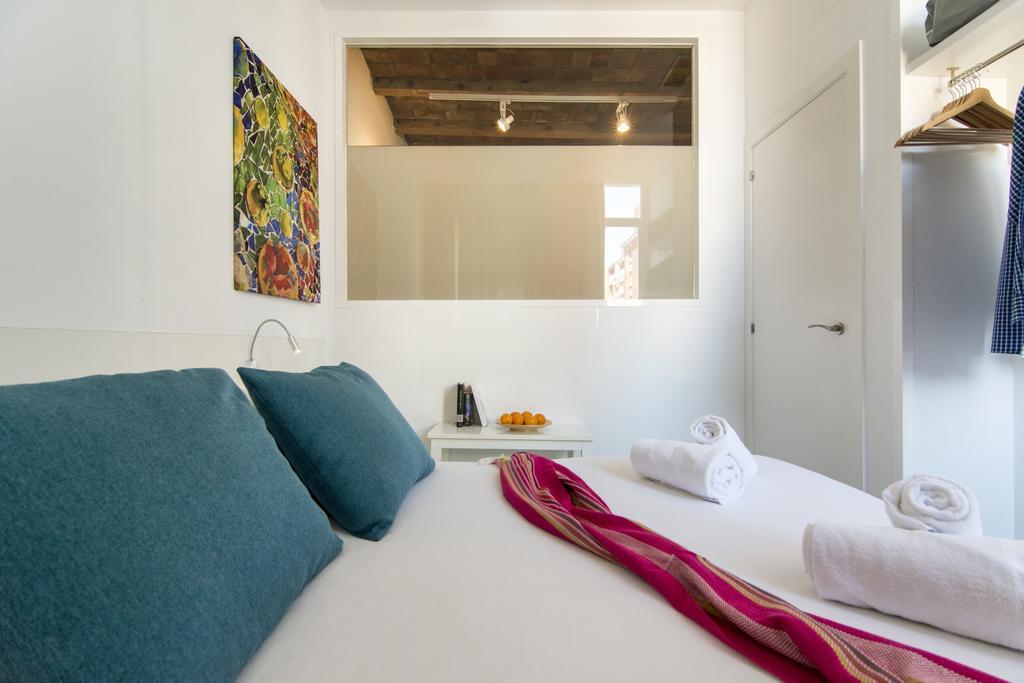Happy People Sagrada Familia Apartments Barcelona Exterior foto