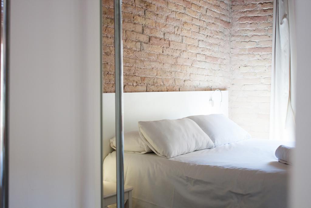 Happy People Sagrada Familia Apartments Barcelona Exterior foto