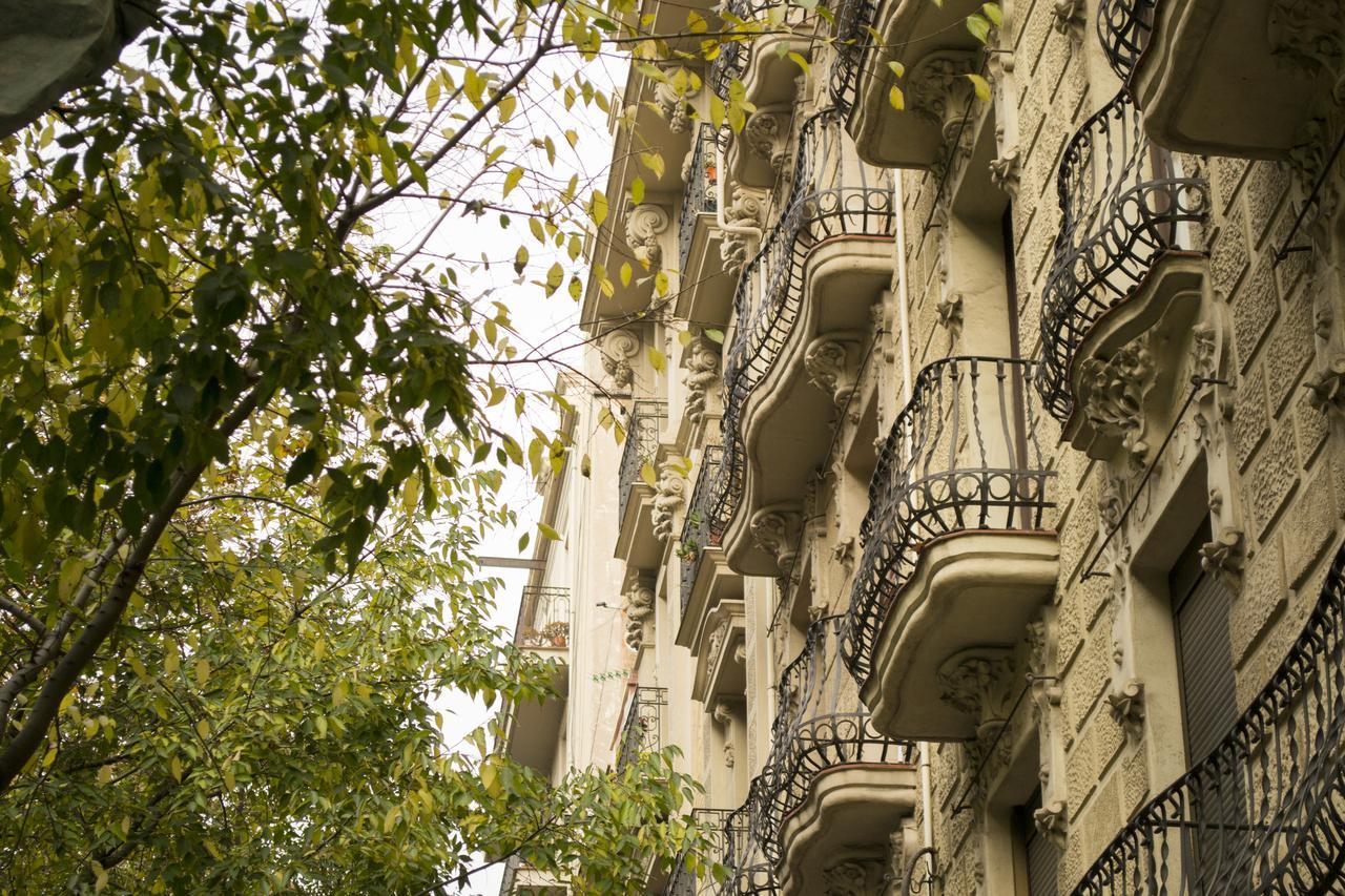Happy People Sagrada Familia Apartments Barcelona Exterior foto