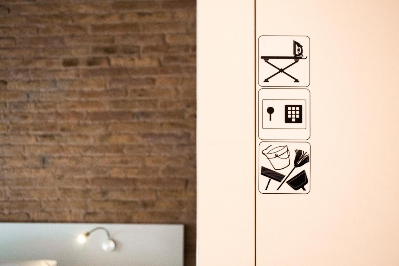 Happy People Sagrada Familia Apartments Barcelona Zimmer foto