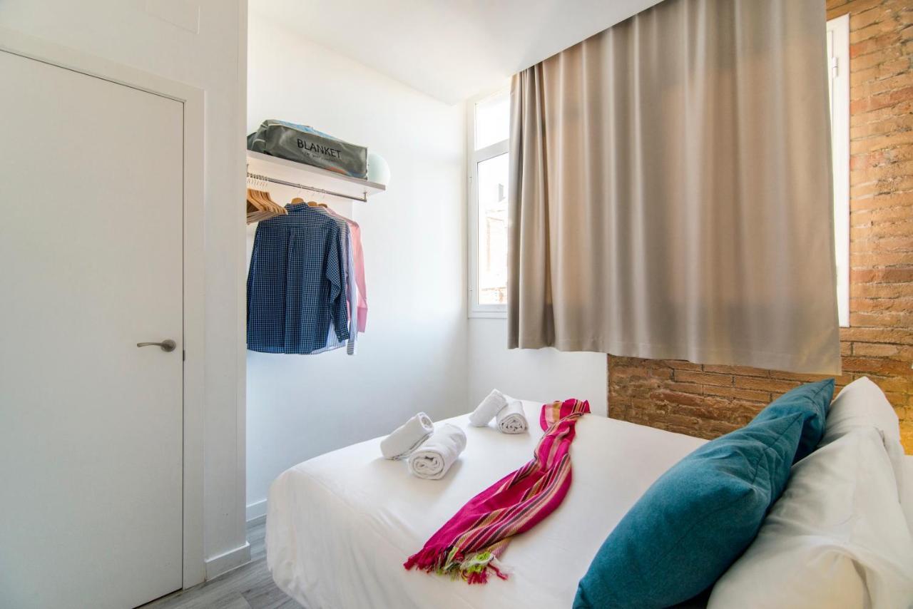 Happy People Sagrada Familia Apartments Barcelona Zimmer foto